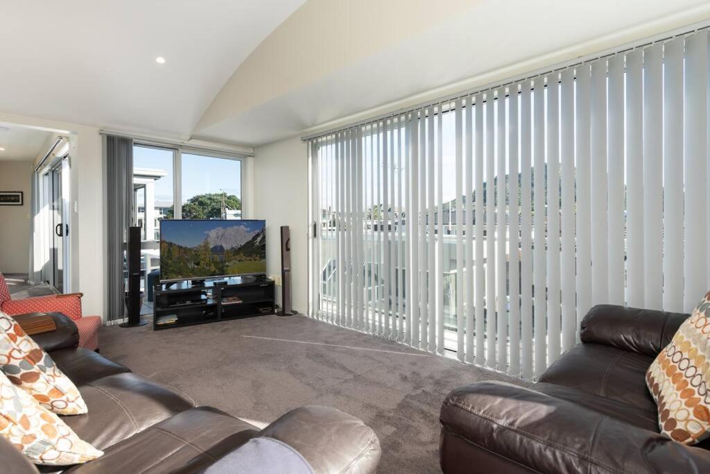 Longbeach Ocean Paradise Mount Maunganui Exterior photo