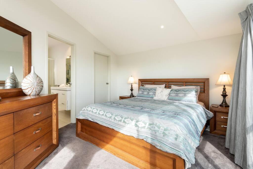 Longbeach Ocean Paradise Mount Maunganui Exterior photo